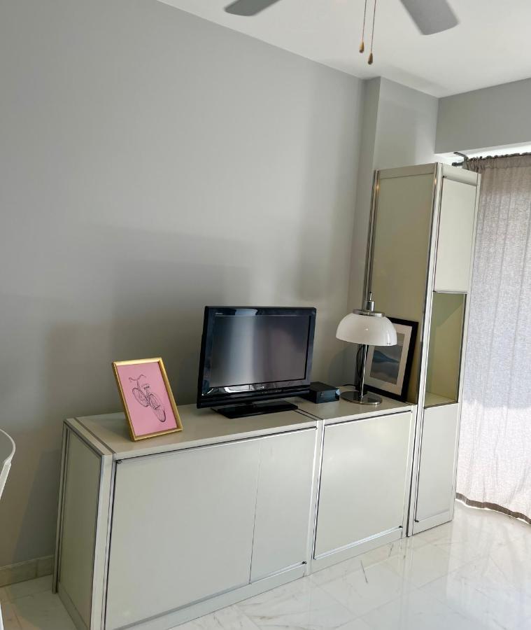 Studio Chateau De La Mer Cannes Esterno foto